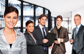 Envíos por carretera Proporcionamos servicios de transporte  para permitir que las mercancías viajen por las rutas comerciales INVIAS en Cololmbia con soluciones FTL y Groupage/LCL, para entregas door to door. Un equipo de expertos del sector está siempre dispuesto a estudiar soluciones a medida, proponiendo servicios innovadores y personalizados, plazos de entrega óptimos, seguridad de las mercancías durante todo el trayecto y tarifas competitivas. en  un marco legal de aguerdio a las ultimas normas SICETAC